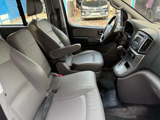 Hyundai Starex 15 places 2017 image 13