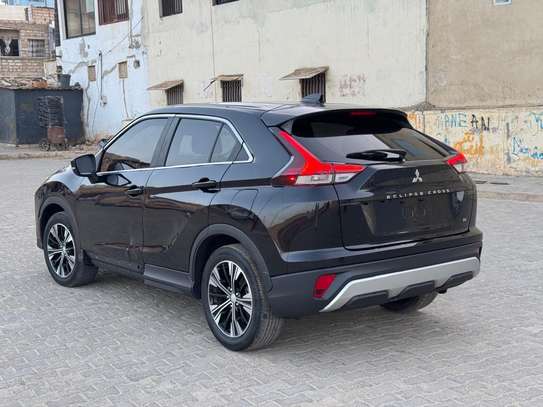 MITSUBISHI ÉCLIPSE CROSS image 5