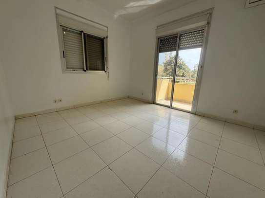 Appartement à louer  sur la corniche cité Africa Ouakan image 6