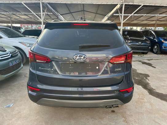 Hyundai santafe image 4