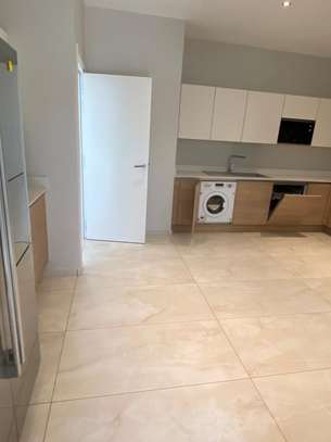 Appartement f4 à louer à fann image 10