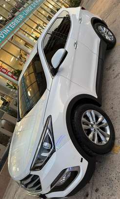 Hyundai santafe 2016 image 3