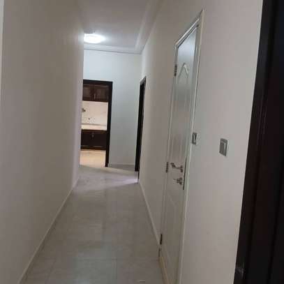 Trois chambres à louer par mois image 5