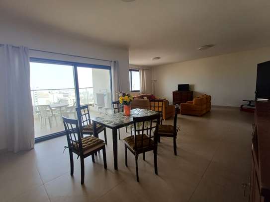 Appartement F4 à louer au Point E image 2