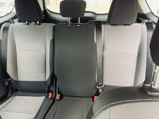 Ford Escape 2019 image 12