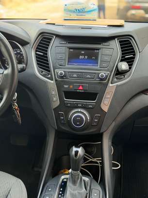 Hyundai santa fe image 12