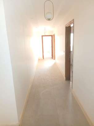Appartement 03 chambres + salon à Mermoz image 4