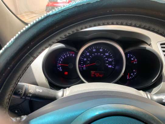 Kia e-Soul 2012 image 5