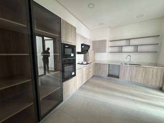 Appartement 4 chambres à louer aux Almadie King watts image 1