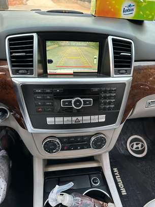 MERCEDES ML 350 ANNEE 2013 FULL OPTION image 8