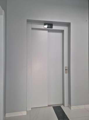F5 neuf sur la VDN à 10mn Auchan Mermoz image 8
