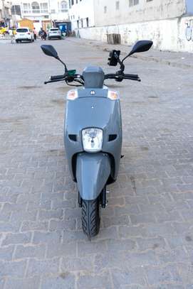 Moto 125 image 2