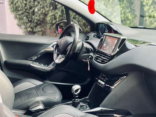 Peugeot 2008 : 2015 3cylindre image 9