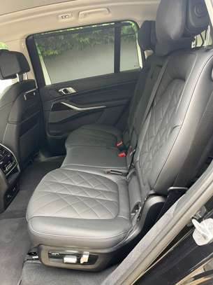 BMW X7 xdrive 40i 2024 image 8