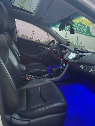 Hyundai avante 2016 image 5
