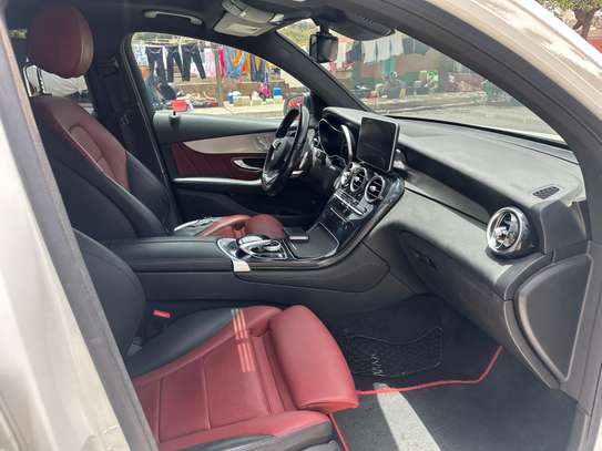 Mercedes GLC300 2017 image 8