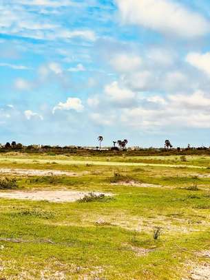 Terrain titre foncier à vendre à lac rose image 6