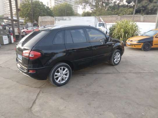 Renault 2010 image 5