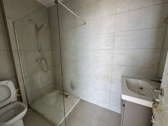 Plateau appartement 4 chambres à louer vue sur mer image 10
