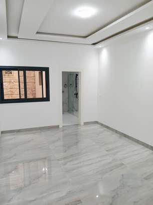 Appartements F4 neufs au Point E image 13