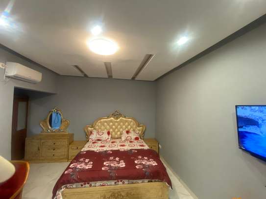 Chambre sdb avec spot lumineux meublee image 8