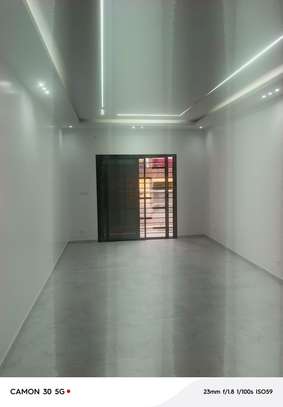 F2 F3 et Magasin à louer à scat urbam image 14