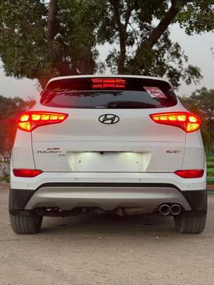 HYUNDAI TUCSON SPORT image 13