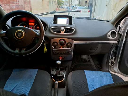 RENAULT CLIO 3 DIESEL 2012 image 10