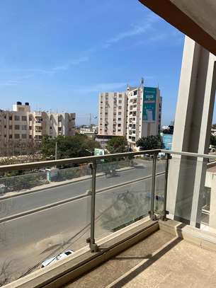 Mermoz appartement 3 chambres image 6