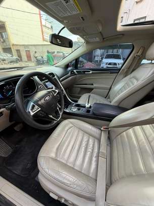 Ford Fusion se 2017 image 6