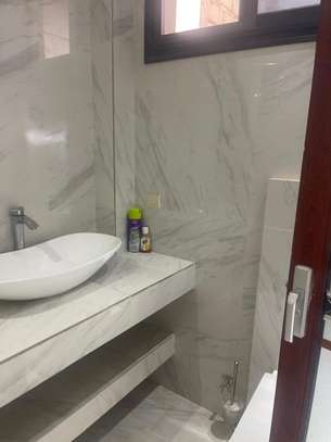 APPARTEMENT AUX MAMELLES image 10