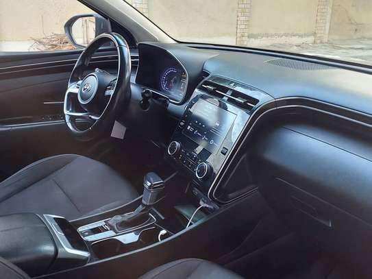 Hyundai image 2