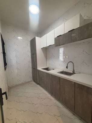 APPARTEMENT image 10