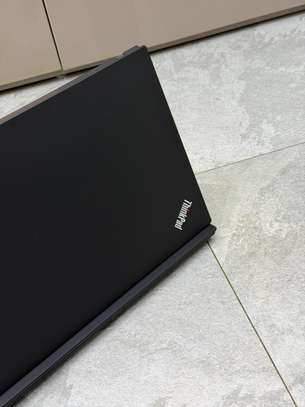 Lenovo Thinkpad P14s Gen 2 image 7