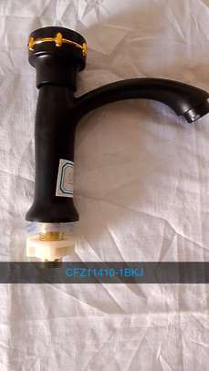 Robinet douchette flexible noir mat métal robuste image 9