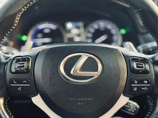2020 Lexus NX 300H Hybrid image 11