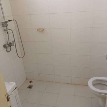 Appartement F4 à louer à la sicap rue 10 image 10