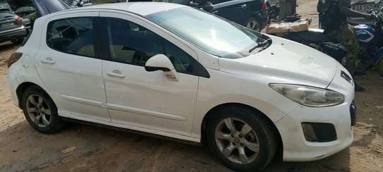 Peugeot 308 blanche fiable consommation Climatisé image 4