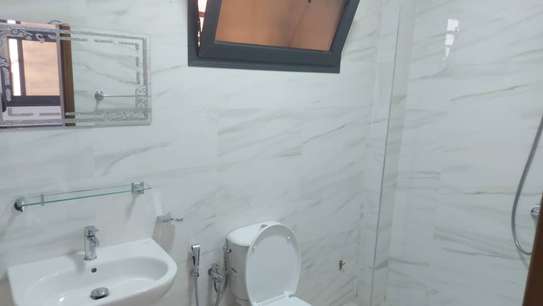 Appartement F4 à louer Ngor Cité SOCABEG image 5