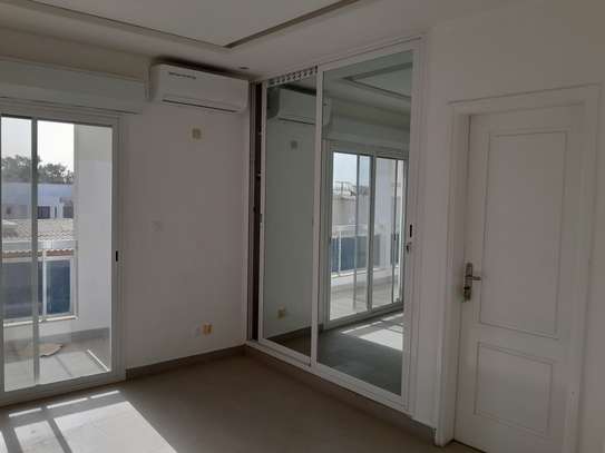 Luxueux et lumineux studio Hann Marinas image 2