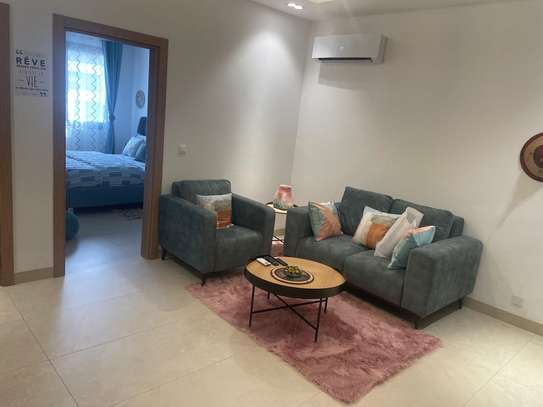 Appartement F2 meublé - Haut standing image 3