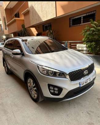 KIA SORENTO FULL OPTION image 3