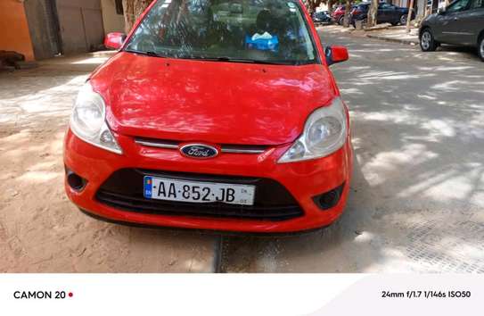 Ford Figo image 2