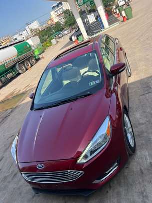 Ford Focus titanium image 8