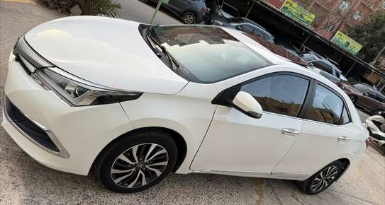 Toyota Corolla 2018 image 2