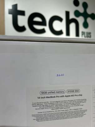 MacBook Pro 2024 14 Pouces - M3 Pro | 18GB RAM | 512 image 3