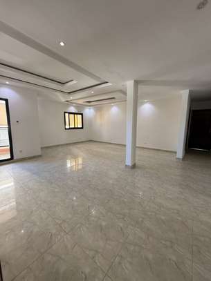 Appartement F4 à louer à Ngor Almadies image 5