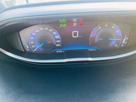 Peugeot 5008 2019 7 place image 6