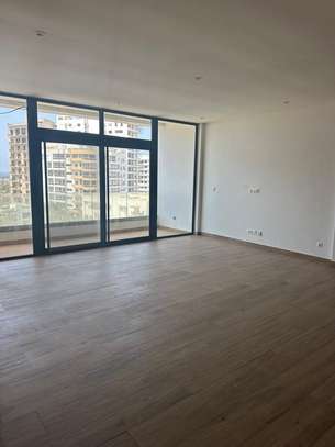 Duplex au 5 étage à louer Almadies sur la route de King fadh image 11