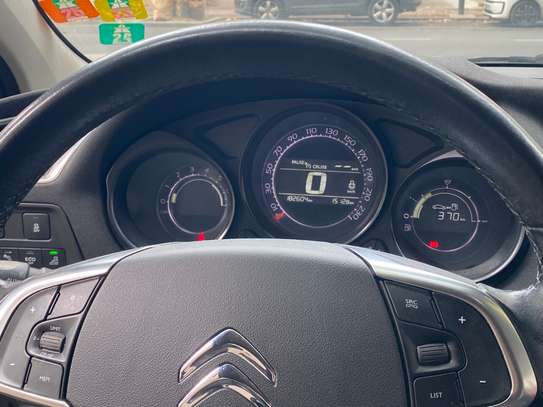 Citroën C4 Diesel 2016 image 3